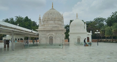 Dargah-e-Hakimi, Burhanpur